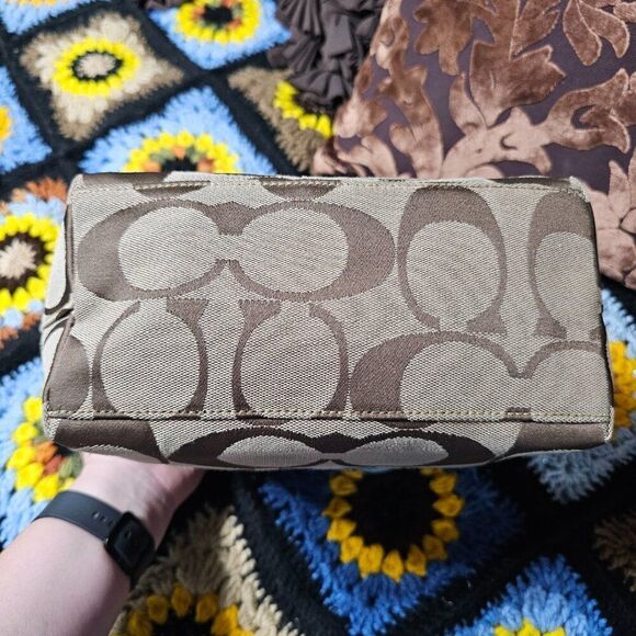 2007 Vintage Coach Y2K Shoulderbag Purse in Signature Monogram and Blue Canvas - Picture 4 of 6